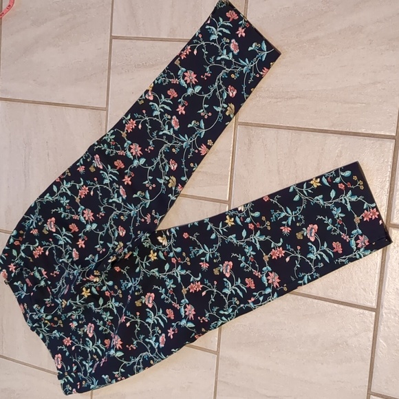 Loft Julie Fit The Riviera Pant Front and Back Welt Pockets Vented Hem Size 2P - Picture 3 of 16